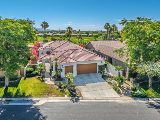 57810 Black Diamond, La Quinta CA: https://media.crmls.org/mediaz/3a6a00bc-edff-41f7-a27d-4ee61219d0ea.jpg