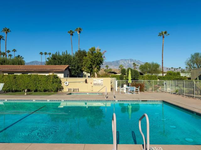 70164 Frank Sinatra Drive, Rancho Mirage CA: https://media.crmls.org/mediaz/3a6a3f15-124a-4b36-a0a8-5cdb63e3ef11.jpg