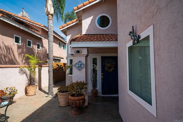 Detail Gallery Image 9 of 67 For 3258 San Helena Dr, Oceanside,  CA 92056 - 4 Beds | 2/1 Baths