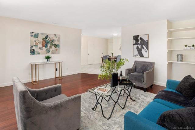 5083 Barry St, Oceanside CA: https://media.crmls.org/mediaz/3a6bbc3b-3fcb-486e-9e2b-7c9c5481dab1.jpg