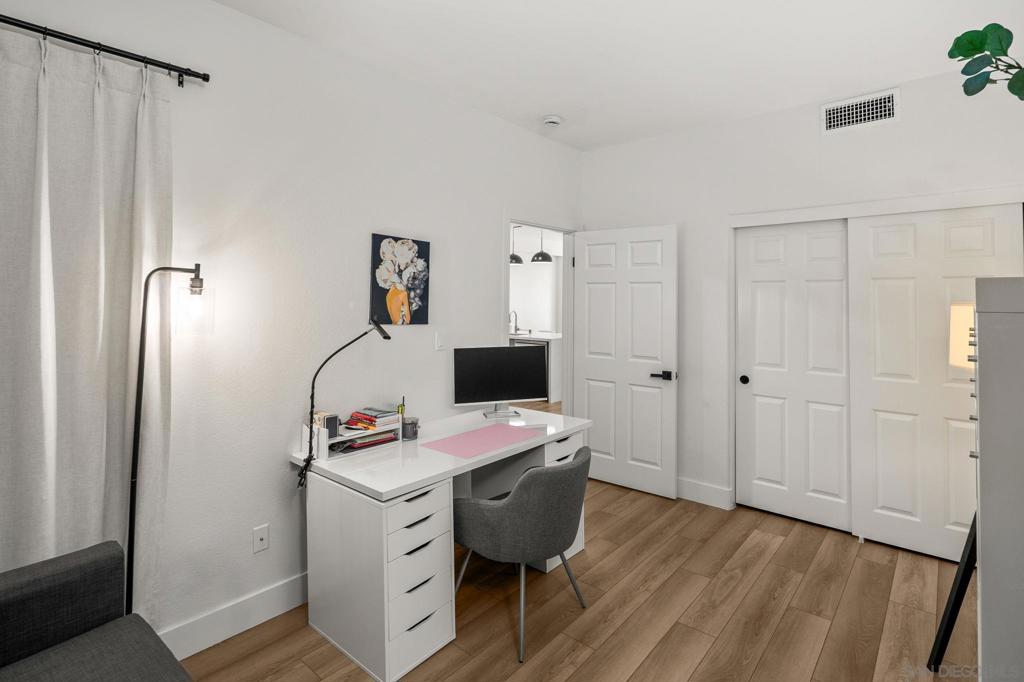 350 K St - photo 19