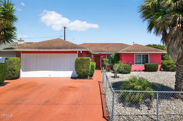3666 Fournier Street, Oxnard CA: https://media.crmls.org/mediaz/3a6ec25b-e79e-4304-bbe7-0f0ed2a31446.jpg