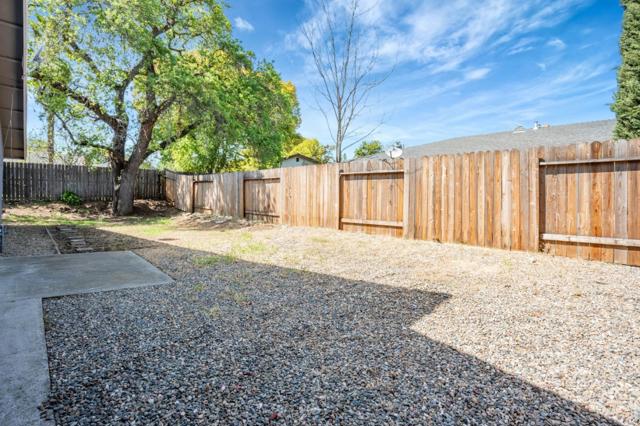 5801 Hazel Avenue, Orangevale CA: https://media.crmls.org/mediaz/3a6f598d-39d9-477b-af44-e205194df28b.jpg