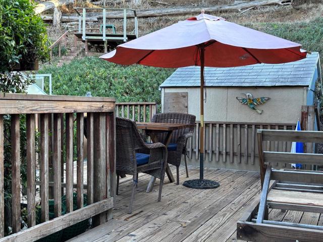 809 Maher Road, Royal Oaks CA: https://media.crmls.org/mediaz/3a6fbe2b-948d-41c7-9759-c42ca4fc0c46.jpg