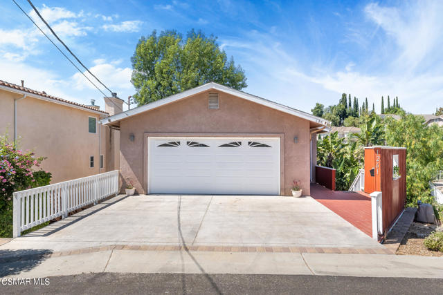 1261 Combs Rd, Newbury Park -HsHProd-47