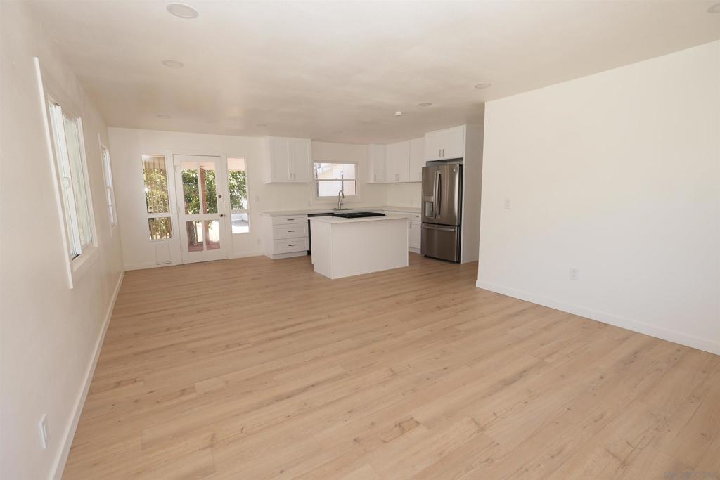 1021 Reed - photo 5