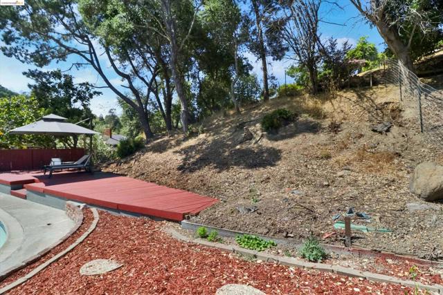 4701 Dunkirk Ave, Oakland, California 94605, 4 Bedrooms Bedrooms, ,2 BathroomsBathrooms,Single Family Residence,For Sale,Dunkirk Ave,41069333