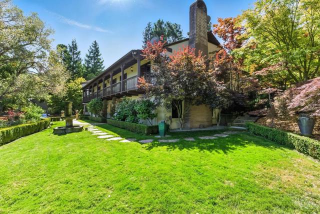 11510 Summit Wood Road, Los Altos Hills CA: https://media.crmls.org/mediaz/3a71fffa-d804-45fd-afc8-d90e60cc4983.jpg
