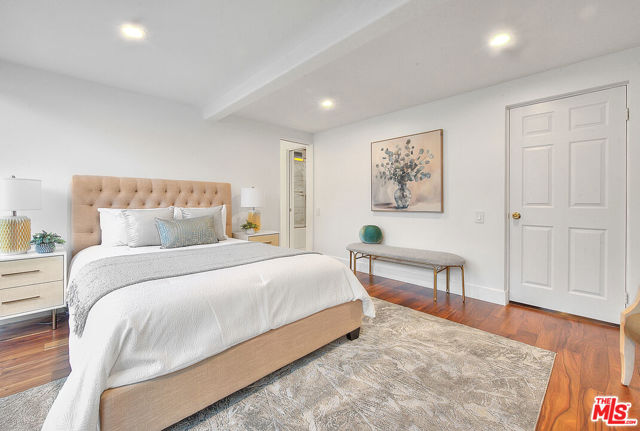 3804 Duray Place, Los Angeles CA: https://media.crmls.org/mediaz/3a78cf15-44a6-4cc8-a41c-b4b6abcd202e.jpg