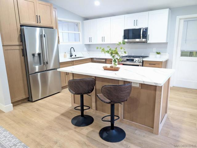 8774 Tommy Drive, San Diego CA: https://media.crmls.org/mediaz/3a792431-16b4-4a8c-b3a1-bb0f2657d133.jpg