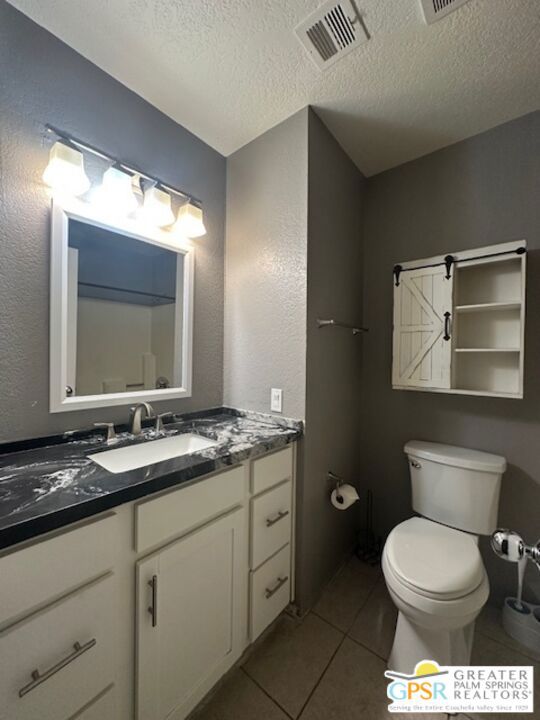 31200 Landau Boulevard, Cathedral City CA: https://media.crmls.org/mediaz/3a793794-a5c7-4030-84f0-60fe96e53582.jpg