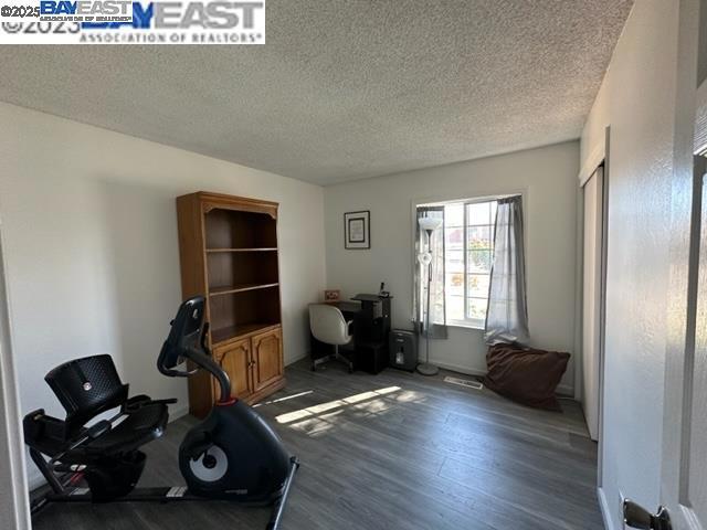 36202 Worthing, Newark CA: https://media.crmls.org/mediaz/3a7956b8-3b73-4724-92ee-f7bdea08cfe7.jpg