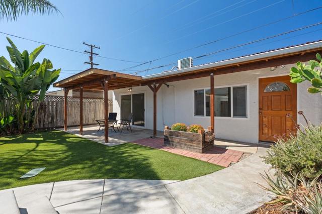 6926 28 Amherst St, San Diego CA: https://media.crmls.org/mediaz/3a799dd4-1530-48a3-8409-5c7088d1f2fd.jpg