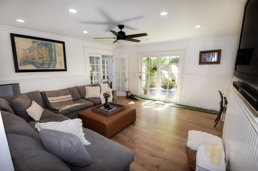 MLS #250022756SD img 13