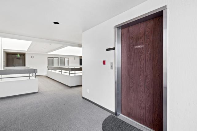 1456 San Carlos Avenue, San Carlos CA: https://media.crmls.org/mediaz/3a7c7651-8b11-4ad6-85ff-99b778ac2f2b.jpg