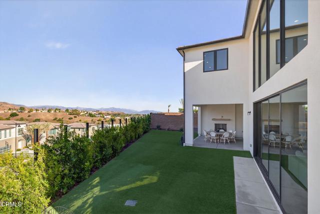 Detail Gallery Image 66 of 77 For 11862 N Hillsborough Ln, Porter Ranch,  CA 91326 - 5 Beds | 5/1 Baths