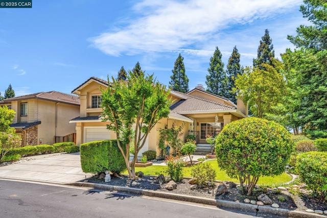 4020 Westminster Pl, Danville CA: https://media.crmls.org/mediaz/3a7d6847-6486-4b65-b2f5-edf813830eeb.jpg