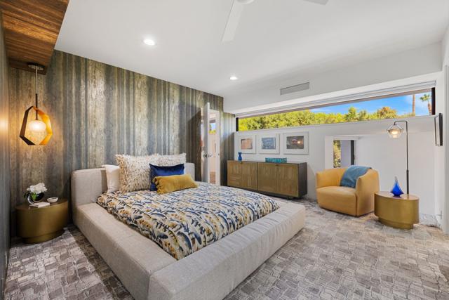 21 Clancy Lane Estates, Rancho Mirage CA: https://media.crmls.org/mediaz/3a7ec786-ad8c-4c89-8552-e037882dbc27.jpg