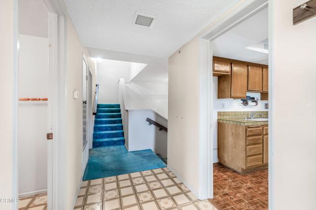 Detail Gallery Image 4 of 46 For 3063 Marigold Pl, Thousand Oaks,  CA 91360 - 3 Beds | 2/1 Baths