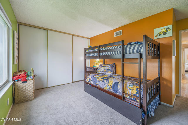 2653 N Broadmoor Avenue, Simi Valley CA: https://media.crmls.org/mediaz/3a7f4a1b-6517-4397-aaee-a956463bc506.jpg