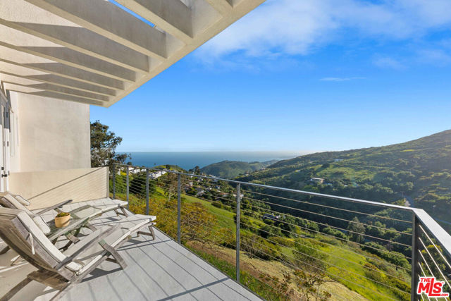2727 Corral Canyon Road, Malibu CA: https://media.crmls.org/mediaz/3a7fe675-2927-4889-b848-31bc69b7ff0b.jpg
