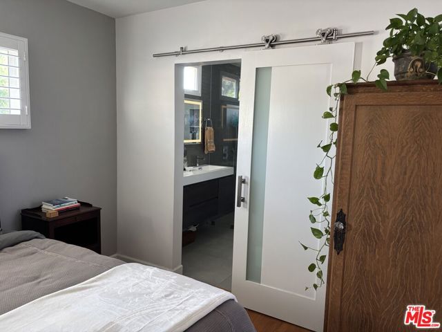 22491 Domingo Road, Woodland Hills CA: https://media.crmls.org/mediaz/3a80618d-1e92-4d11-a06c-deea44d79f83.jpg