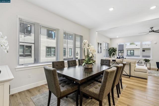 20 Woodbury Highlands Court, Lafayette CA: https://media.crmls.org/mediaz/3a808d09-a74e-4987-9c10-cf66636d5dcb.jpg