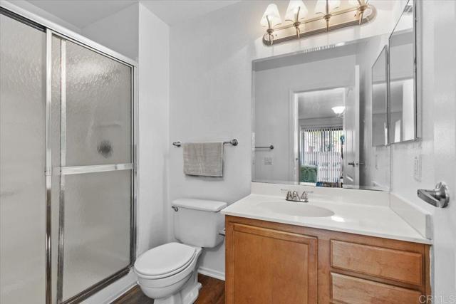 12059 Alta Carmel Ct, San Diego CA: https://media.crmls.org/mediaz/3a80fdd3-a3ca-43f7-9d41-2a72f3afd716.jpg