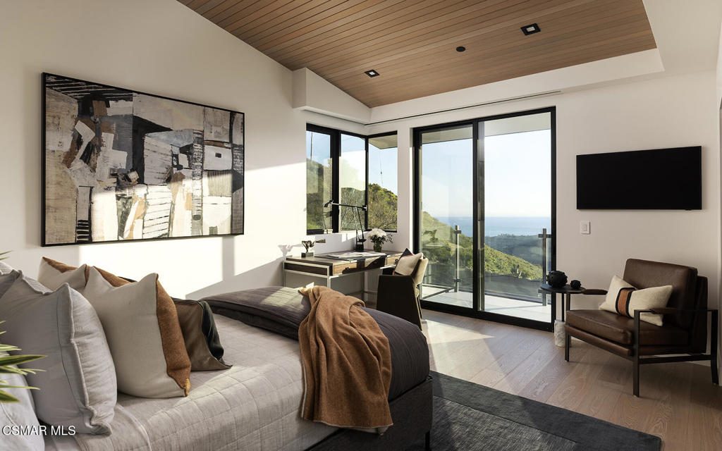 MLS #226003523 image #16