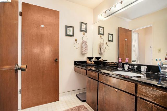 Image 33 of 52 For 3123 Indian Way