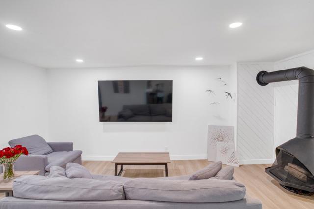 505 Cypress Point Drive, Mountain View CA: https://media.crmls.org/mediaz/3a842148-0ded-4e58-9fda-0f27b4f0e297.jpg