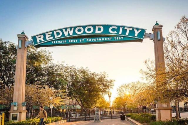 2627 Ohio Avenue, Redwood City CA: https://media.crmls.org/mediaz/3a854141-1809-48a9-92c3-37d8b23bf097.jpg