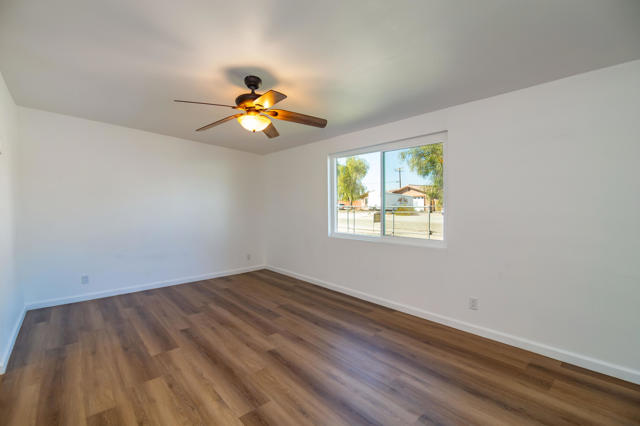 Image 7 of 18 For 2340 Sand Quill Avenue