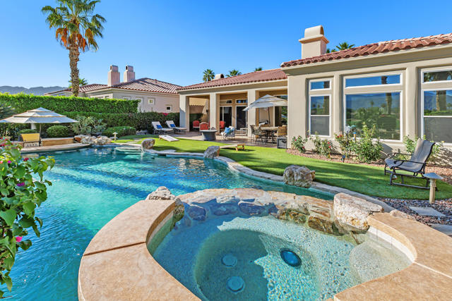 81655 Brown Deer, La Quinta CA: https://media.crmls.org/mediaz/3a8578b2-9d2e-42d8-84df-f915a77914d7.jpg