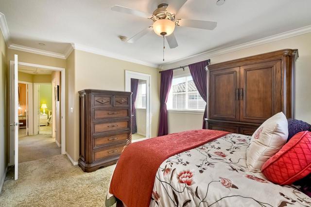 4031 Aidan Cir, Carlsbad CA: https://media.crmls.org/mediaz/3a85ba80-3494-4fa2-bce1-7c123ebddc68.jpg