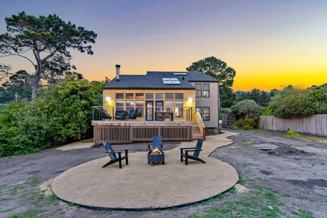 11 Yankee Point Drive, Carmel CA: https://media.crmls.org/mediaz/3a85f8a9-db6a-46e1-affe-d974ad600bb7.jpg