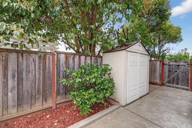 217 Augusta Lane, Aptos CA: https://media.crmls.org/mediaz/3a86053a-a863-4dd5-beba-470ed89927ba.jpg