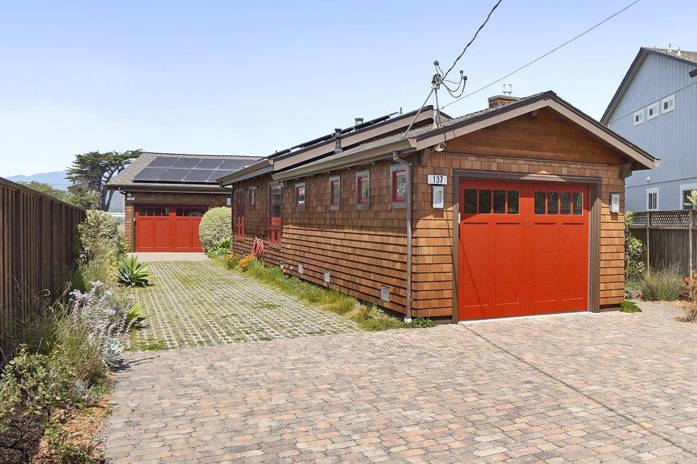 137 Kelly Avenue, Half Moon Bay CA: https://media.crmls.org/mediaz/3a865e09-b794-48b2-a6d6-d656b5cfa620
