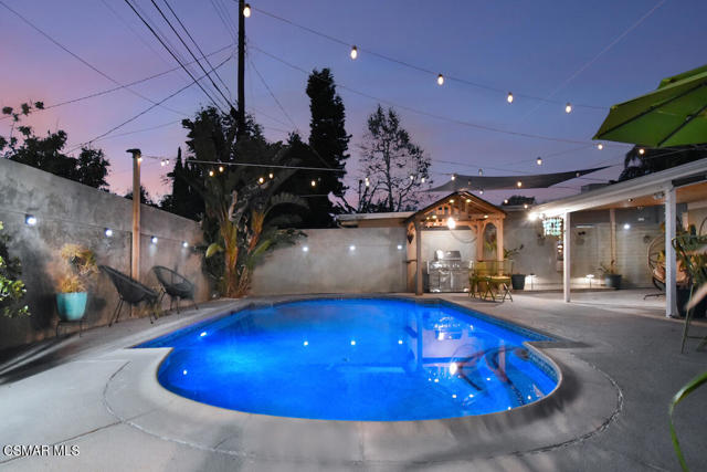7761 Balcom Avenue, Reseda CA: https://media.crmls.org/mediaz/3a873306-bfcf-4b97-a21f-3b42e66dd25d.jpg