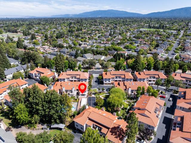 10209 Danube Drive, Cupertino CA: https://media.crmls.org/mediaz/3a890419-1103-43da-adb7-b1058fbf772b.jpg