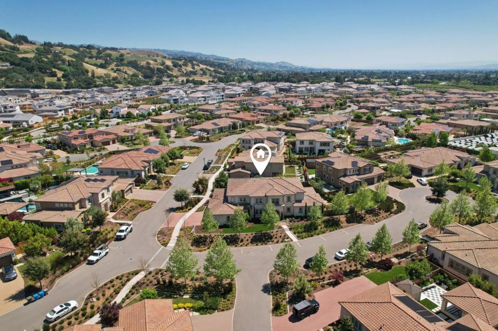 https://media.crmls.org/mediaz/3a896102-891a-4919-92a8-4f4b1f9b92fc.jpg?preset=X-Large