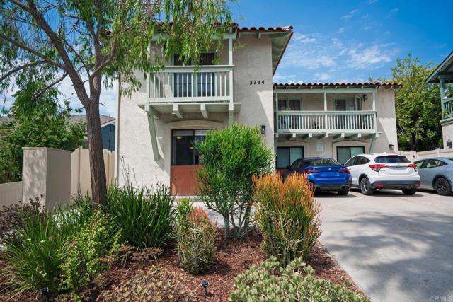 Detail Gallery Image 4 of 39 For 3744 Grim Ave #1,  –,  CA 92104 - 1 Beds | 1 Baths
