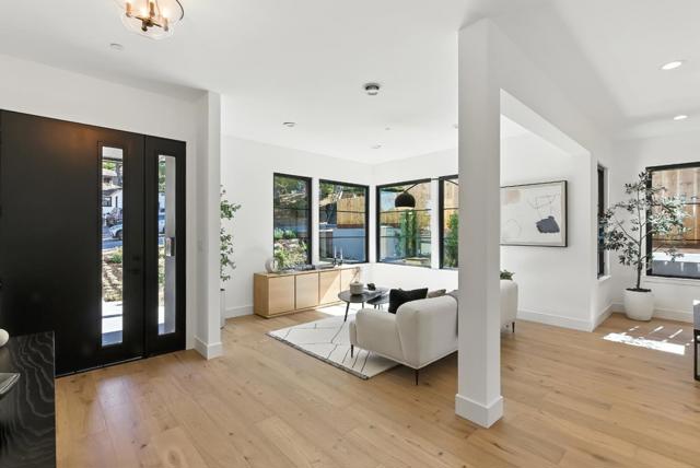 312 W 39th Avenue, San Mateo CA: https://media.crmls.org/mediaz/3a8b08f3-eaa4-4047-ac82-c2de1d63ff54.jpg