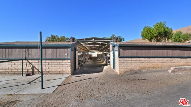 Image 13 of 32 For 12100 Browns Canyon Road