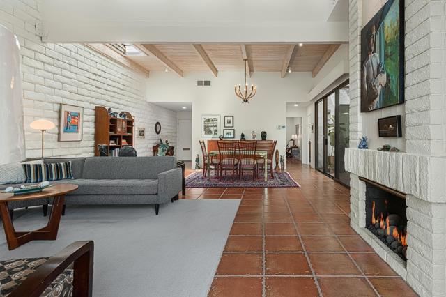1344 Verano Drive, Palm Springs CA: https://media.crmls.org/mediaz/3a8c3942-8258-4afb-aa7b-9b97fb838adb.jpg