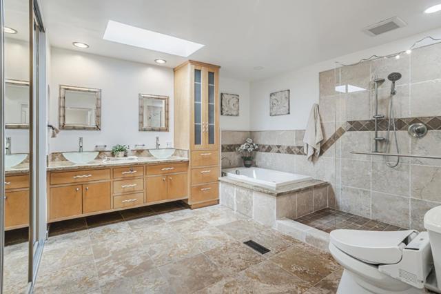 142 Calle Larga, Los Gatos CA: https://media.crmls.org/mediaz/3a8c849f-4d2d-4f3a-9d3c-1a06507a6b55.jpg