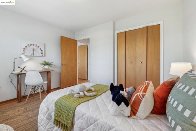 827 Norvell St, El Cerrito CA: https://media.crmls.org/mediaz/3a8d3109-546d-45c5-938a-e36cbd98ec8a.jpg
