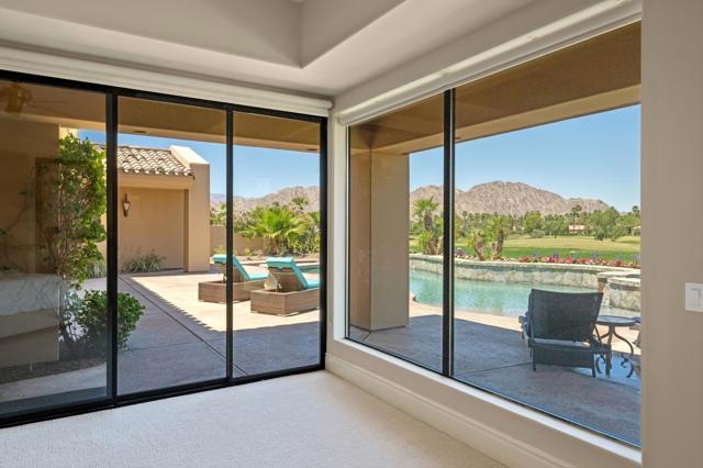 81080 Shinnecock, La Quinta CA: https://media.crmls.org/mediaz/3a8d911c-97ef-4669-a0d5-1ab0c3bb7e7d.jpg
