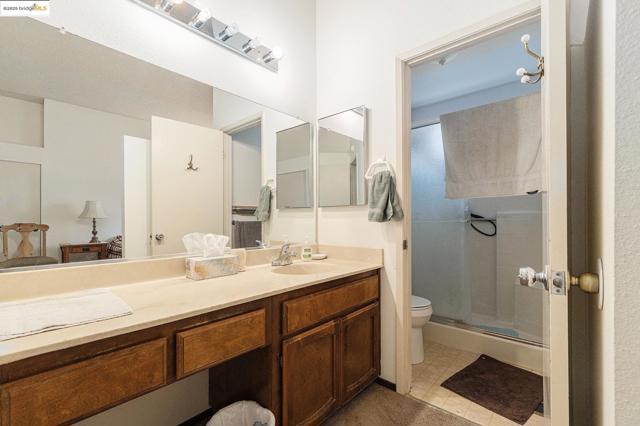 2513 Brazil Dr, Antioch CA: https://media.crmls.org/mediaz/3a8e0a14-76b8-4af8-a926-f57e48433247.jpg