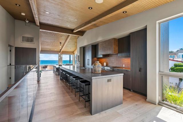 1122 W Cliff Drive, Santa Cruz CA: https://media.crmls.org/mediaz/3a8e74f2-b673-415d-af86-7451b952cc36.jpg